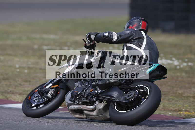 /37 09.08.2026  Pluess Motosport ADR/Einsteiger/439